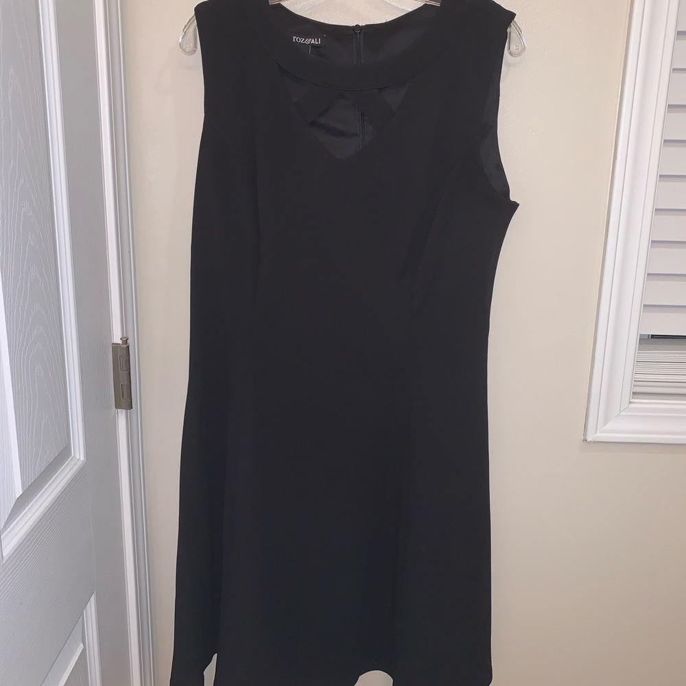 A line Cocktail dress with cutout V neck